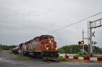 4802 leads CN 538 at Boulevard du Havre